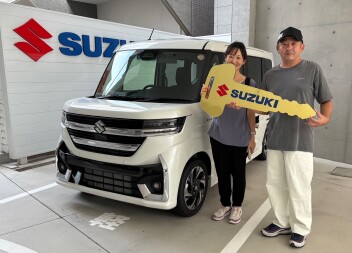 スペーシアカスタム　ご納車おめでとうごさいます